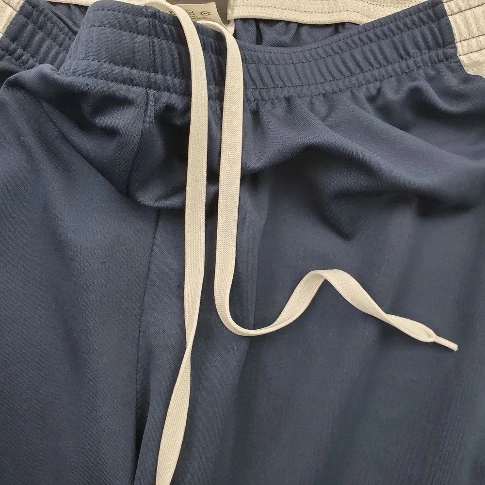 Nike Dri-FIT Athletic Shorts Mesh Panel Lightweight Gym‎ Running Sporty M